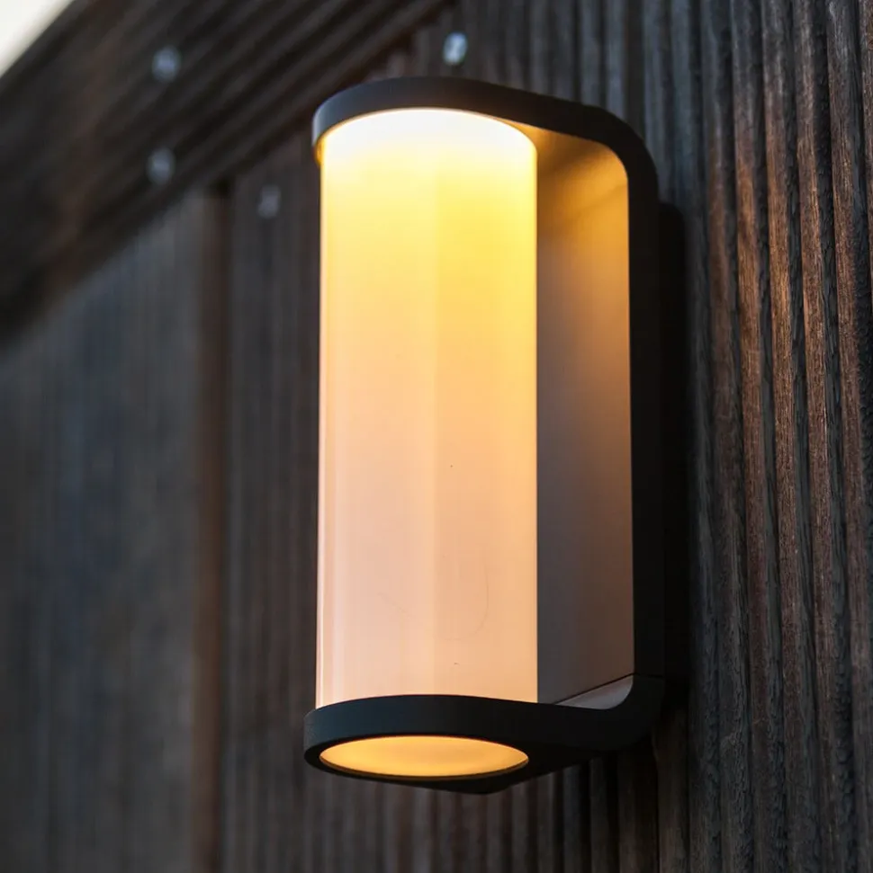 Adalyn udendørs LED-væglampe