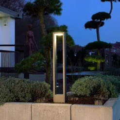 Adriana - indrammet LED-gadelampe