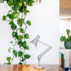 Anglepoise 90 Mini Mini LED-bordlampe, USB, beige