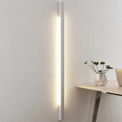 Arcchio LED-væglampe Ivano, 130 cm, hvid, aluminium