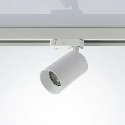 Arcchio skinnespot Brinja, hvid, Ø 6 cm, 3-faset, GU10