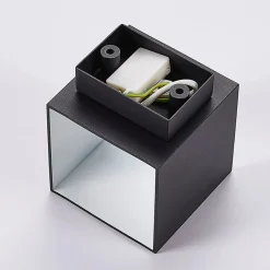 Arcchio væglampe Zuzana, kantet, sort, G9, 10 cm bred