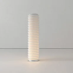 Artemide Slicing LED-gadelampe, højde 85 cm