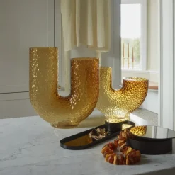 AYTM Arura-vase, ravfarvet, højde 40 cm, bredde 34 cm, glas