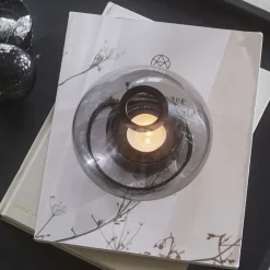 AYTM Lygte Uno, vase, røgfarvet grå, Ø 14 cm, højde 11 cm, glas
