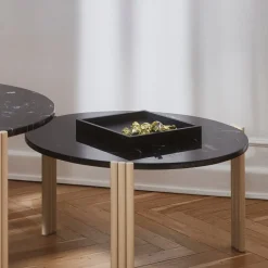 AYTM Unity-bakke, sort, længde 35 cm, bredde 35 cm, træ