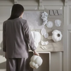 AYTM Uva-vase, keramik, hvid, Ø 20 cm, drueform