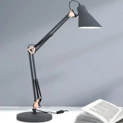 Bachelor bordlampe, tre justeringstrin