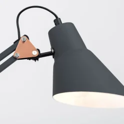 Bachelor bordlampe, tre justeringstrin
