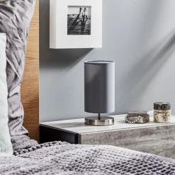 Bordlampen Claire med grå stofskærm