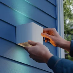 Calex LED-udendørs væglampe med batteri og sensor Volterra, hvid, IP44