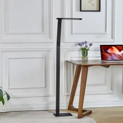 Dæmpbar LED gulvlampe Salome, variabel lysfarve