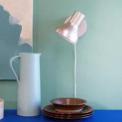 Dyberg Larsen Bob væglampe med metalfinish, beige