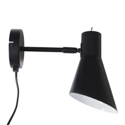 Dyberg Larsen Denver væglampe i sort