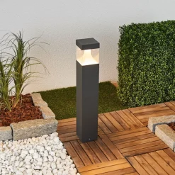 Egon vejlampe til udendørs brug, med LED