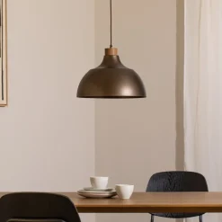 Envostar Kaitt hængelampe, brun, Ø 34 cm, trædetaljer