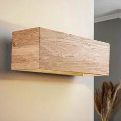 Envostar Kubiko væglampe, olieret eg