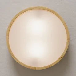 Envostar loftlampe Kerio, Ø 37 cm, naturligt egetræ