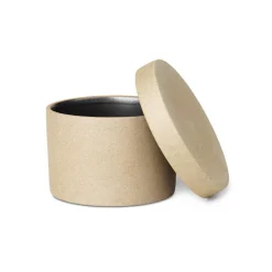 ferm LIVING Bon-beholder, højde 6,5 cm, beige, porcelæn