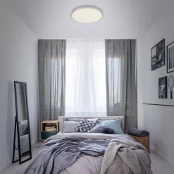 Flame Star LED-loftlampe, 840, Ø38,7 cm, sølv