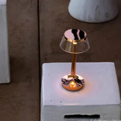 Flos Bon Jour unplugged LED-bordlampe, kobber