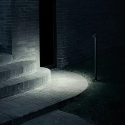 FLOS Walkstick 2 gadelampe, 2.700 K, sort