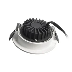 Forsænket loftlampe Dione, IP44, 2.700 K, hvid, dæmpbar