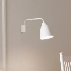 FRITZ HANSEN Caravaggio væglampe, hvid