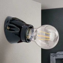 Frost væglampe af keramik, sort