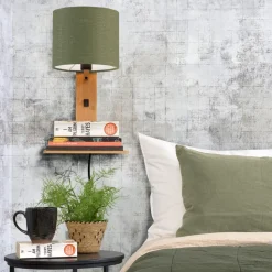 GOOD & MOJO Andes væglampe med hylde, grøn/natur