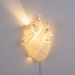Heart Lamp LED-væglampe af porcelæn, hvid