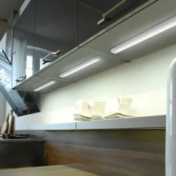 Helena LED-underskabsbelysning 59,5 x 4 cm 3.000 K