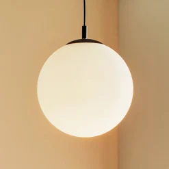 Hængelampe 562, mat glas, kappe/baldakin sort