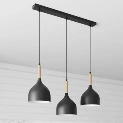 Hængelampe Noak 3-flammet lang sort/naturtræ