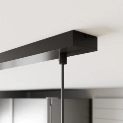 Hængelampe Noak 3-flammet lang sort/naturtræ