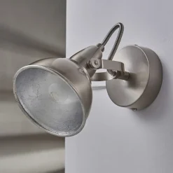 Julin attraktiv vægspot i vintage look