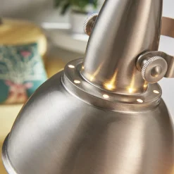 Julin attraktiv vægspot i vintage look