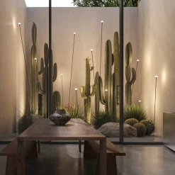 Karman LED-lampe med jordspyd MINUIT, højde 210 cm, sort, IP65