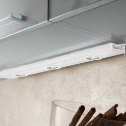 Kob LED-underskabslampe med kontakt, hvid