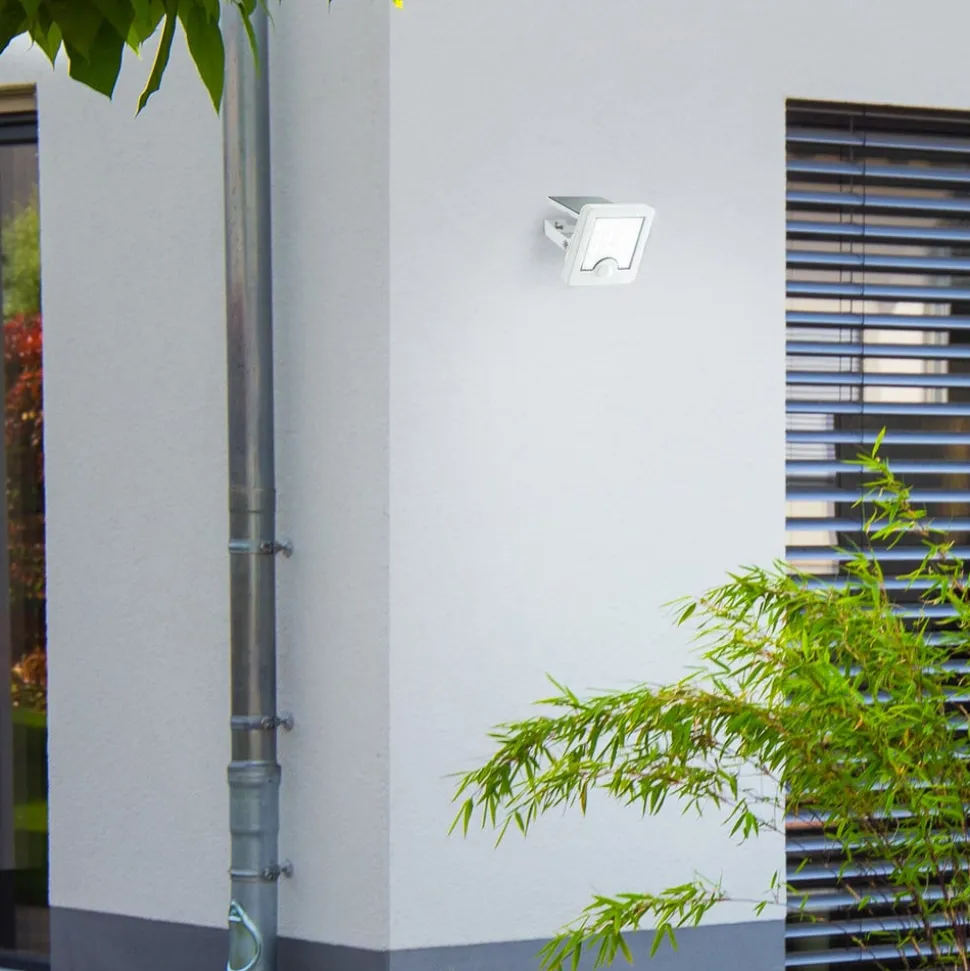 LED solcelle udendørs vægspot Luton Sensor, hvid, bredde 13 cm