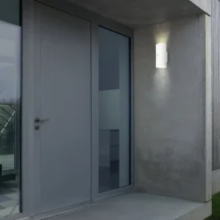 LED-akkudrevet udendørs væglampe, hvid, sensor, op/ned