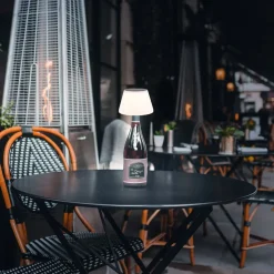 LED-bordlampe 36000 flasketop hvid plast