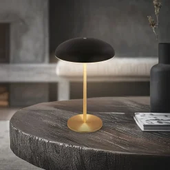 LED-bordlampe med batteri Brilo unplugged Caxa, sort/messing