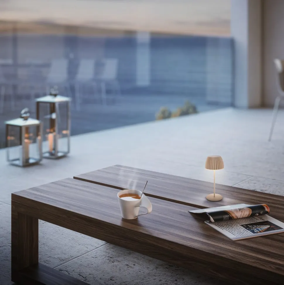 LED-bordlampe med batteri Brilo unplugged Riffle, 20 cm, beige