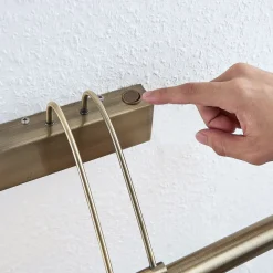 LED-gallerilampe Mailine, patineret messing