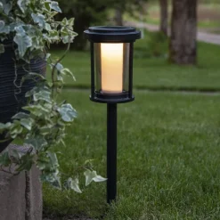 LED-lampe med jordspyd Alippa, sort, højde 44 cm metal