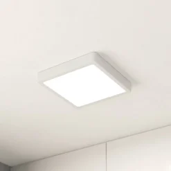 LED-loftslampe Fueva 5 IP44 3000K hvid 21x21cm