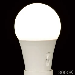 LED-pære E27, 7,3 W, CCT, opal, 806 lm, dæmpbar