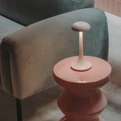 LEDS-C4 LED-bordlampe Portobello, hvid, dæmper, ABS