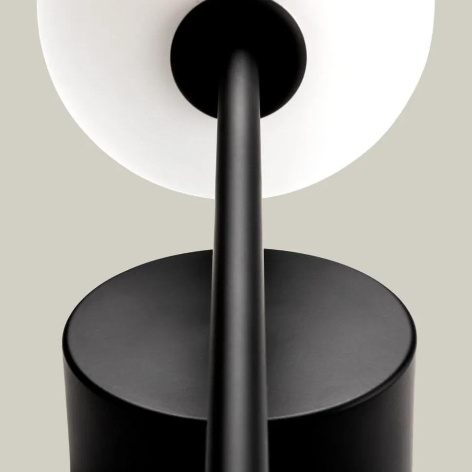 LEDS-C4 LED-væglampe til badeværelset Bloom IP44, sort, højde 45 cm